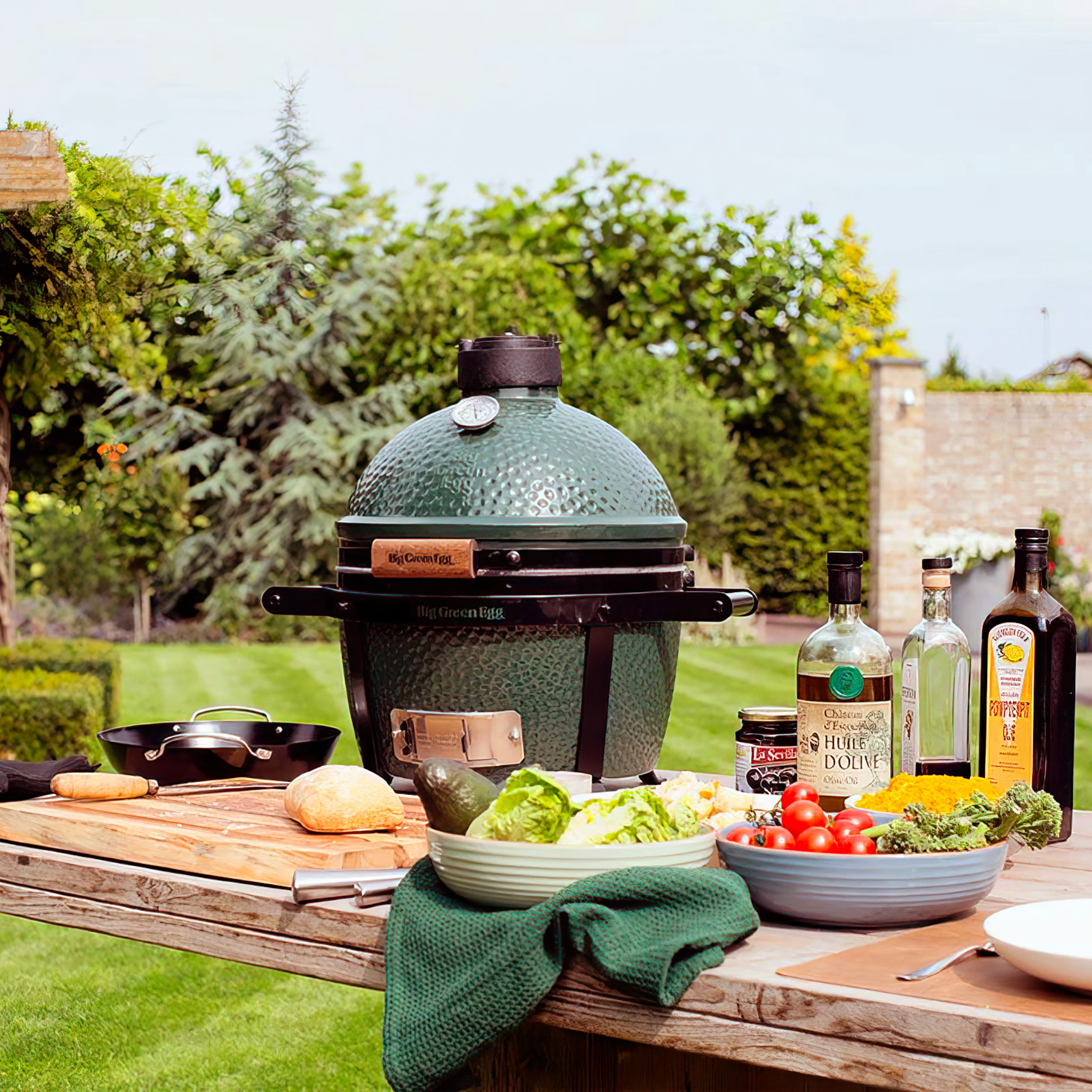 Big Green Egg  Le bois de fumage : pourquoi et comment l'utiliser